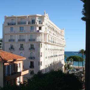 3 Pièces Cannes 1 355 000 €